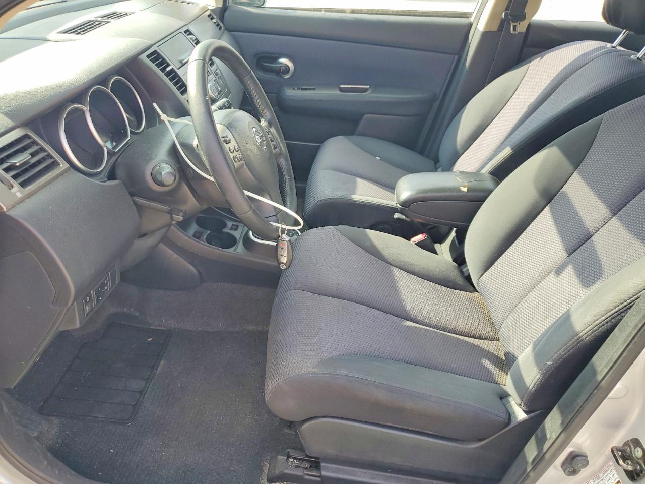 2007 Nissan Versa s