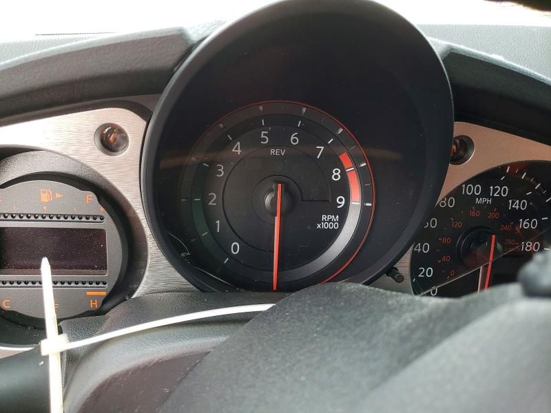 2016 Nissan 370z Base