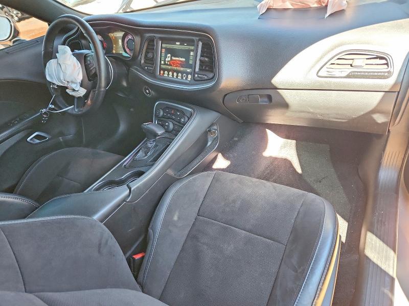 2017 Dodge Challenger r