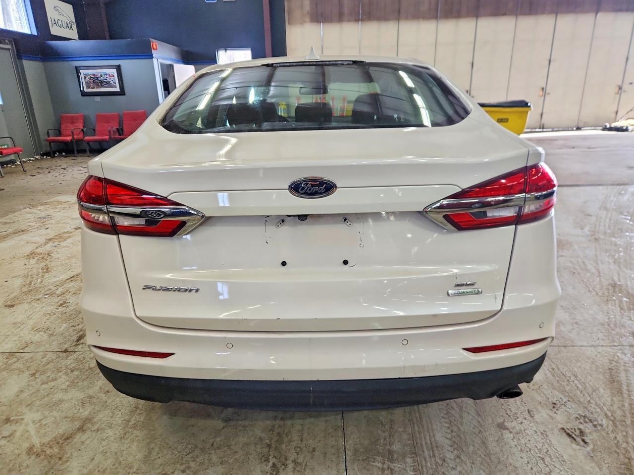 2020 Ford Fusion se