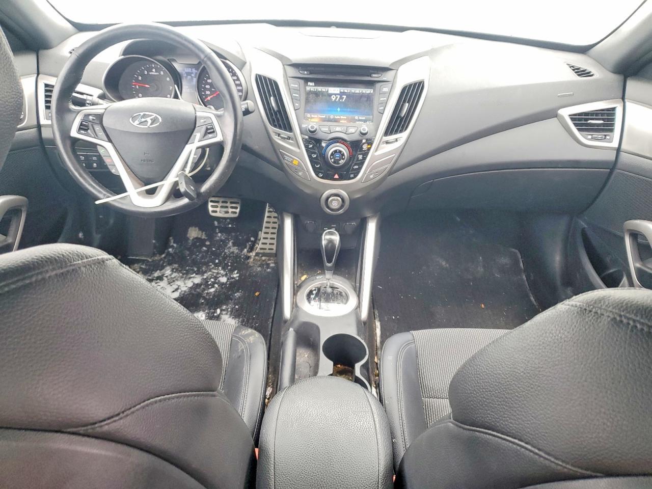 2016 Hyundai Veloster