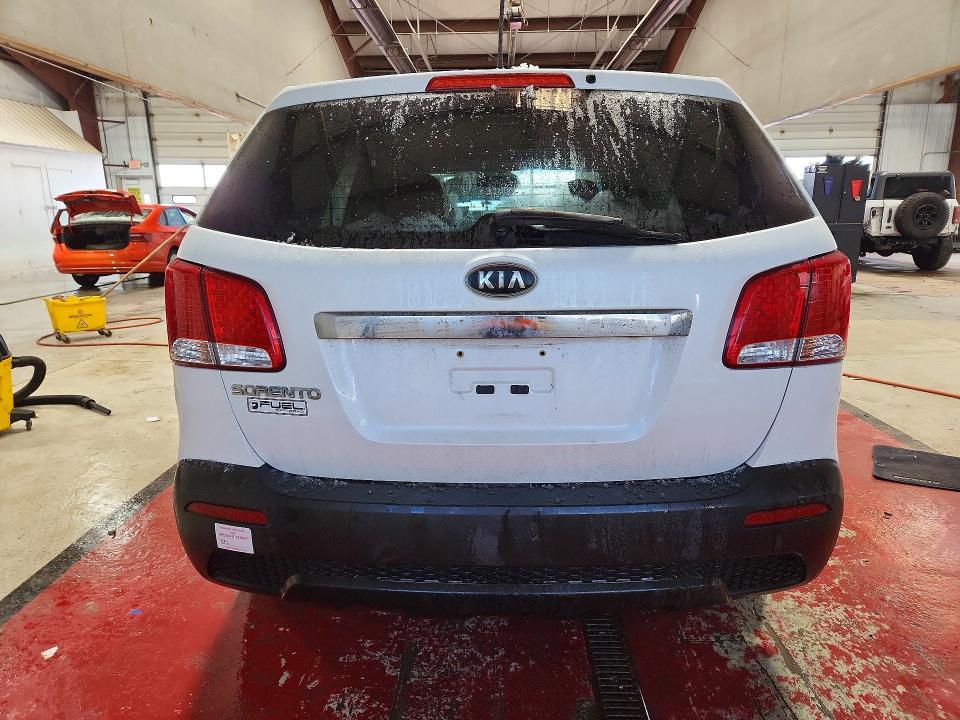 2013 KIA Sorento lx