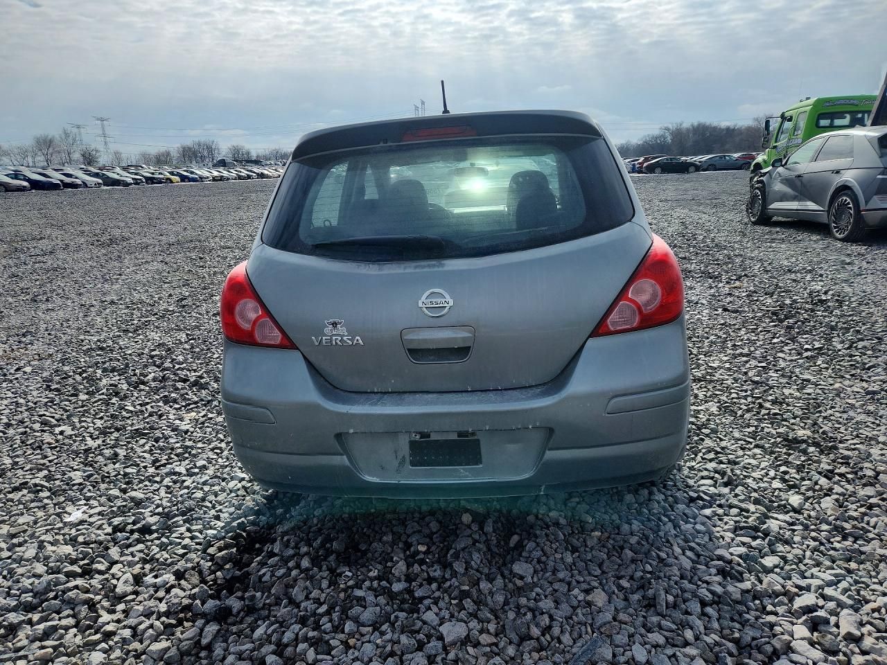 2009 Nissan Versa s