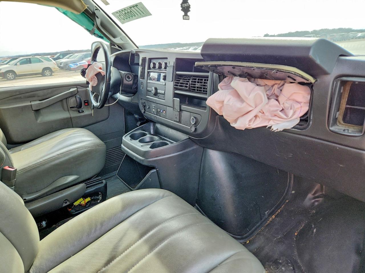 2021 Chevrolet Express 2500 Cargo Utility / Service Van