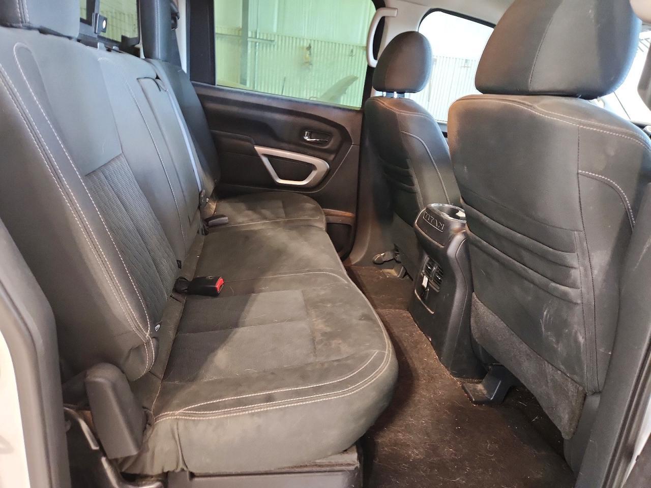 2017 Nissan Titan XD SV