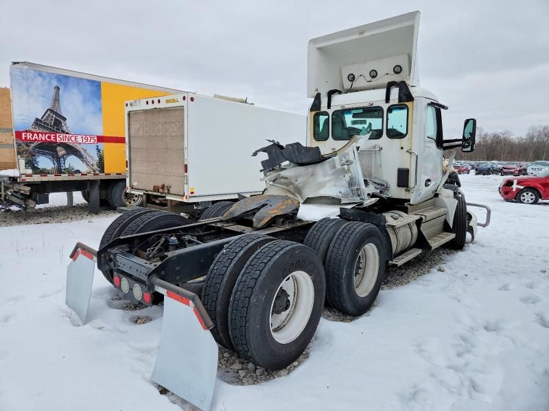 2020 Kenworth T680 Semi Truck