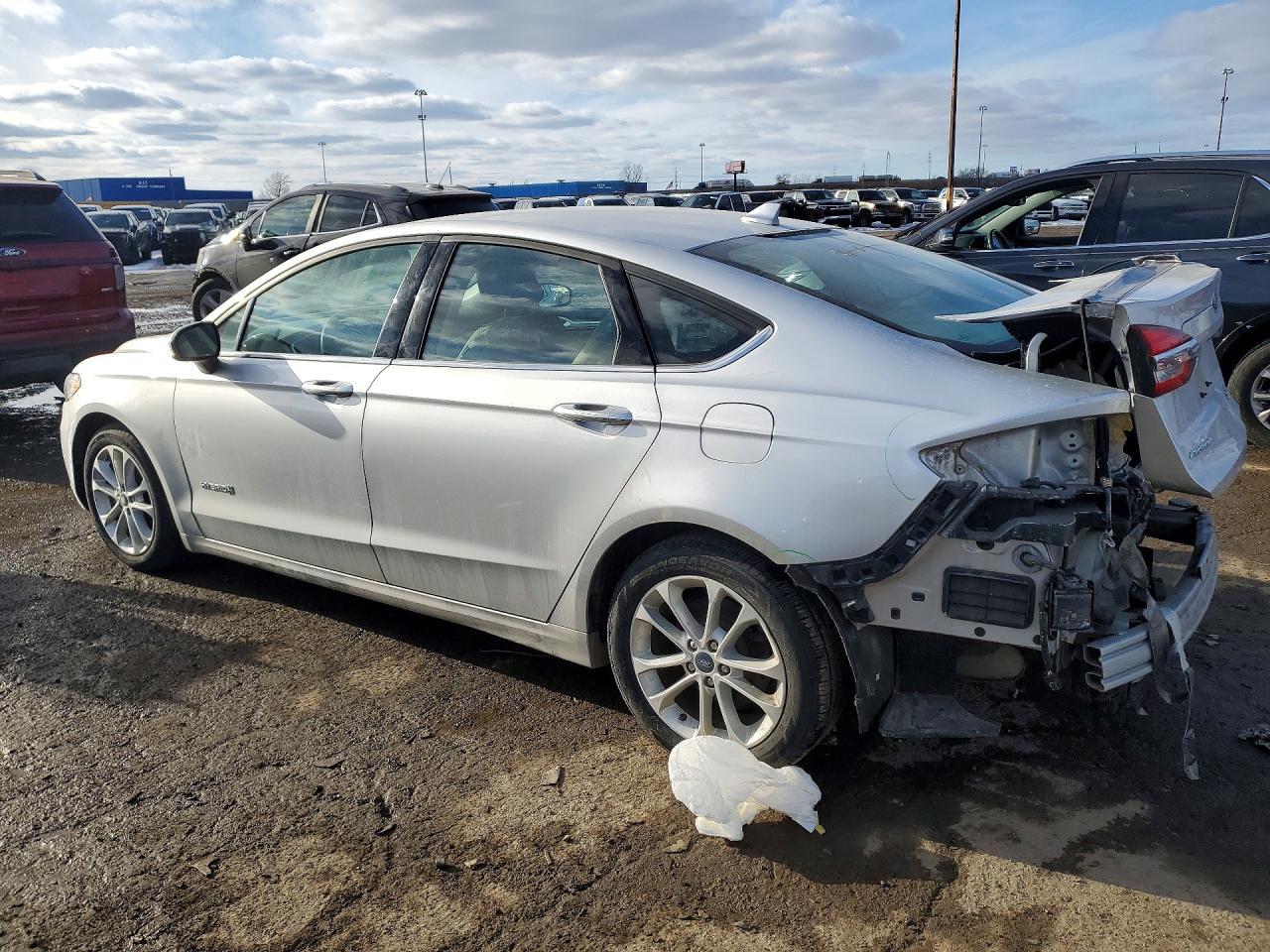 2019 Ford Fusion se