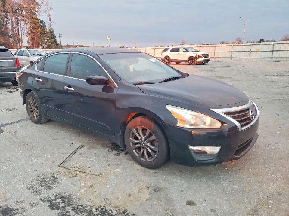 2015 Niss Altima 2.5 s