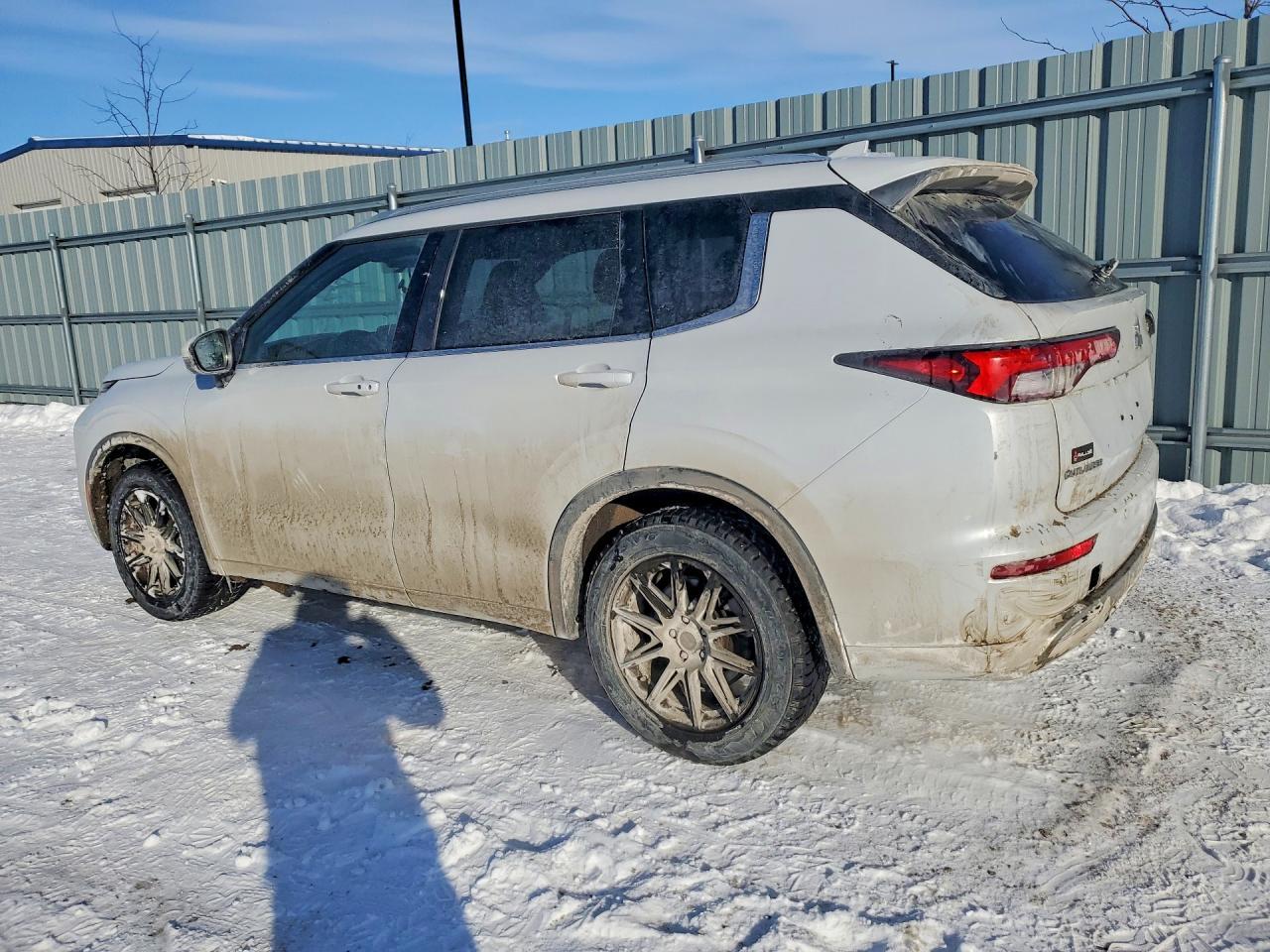 2023 Mitsubishi Outlander sel