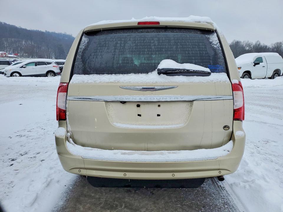 2011 Chrysler Town & Country Touring l