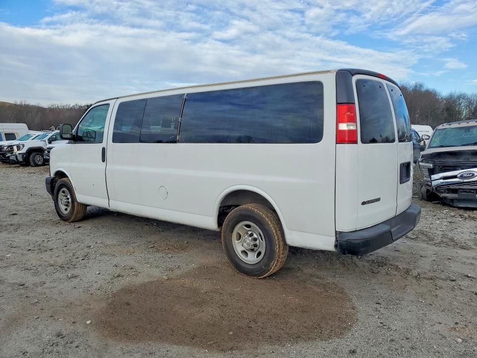 2017 Chevrolet Express G3500 ls