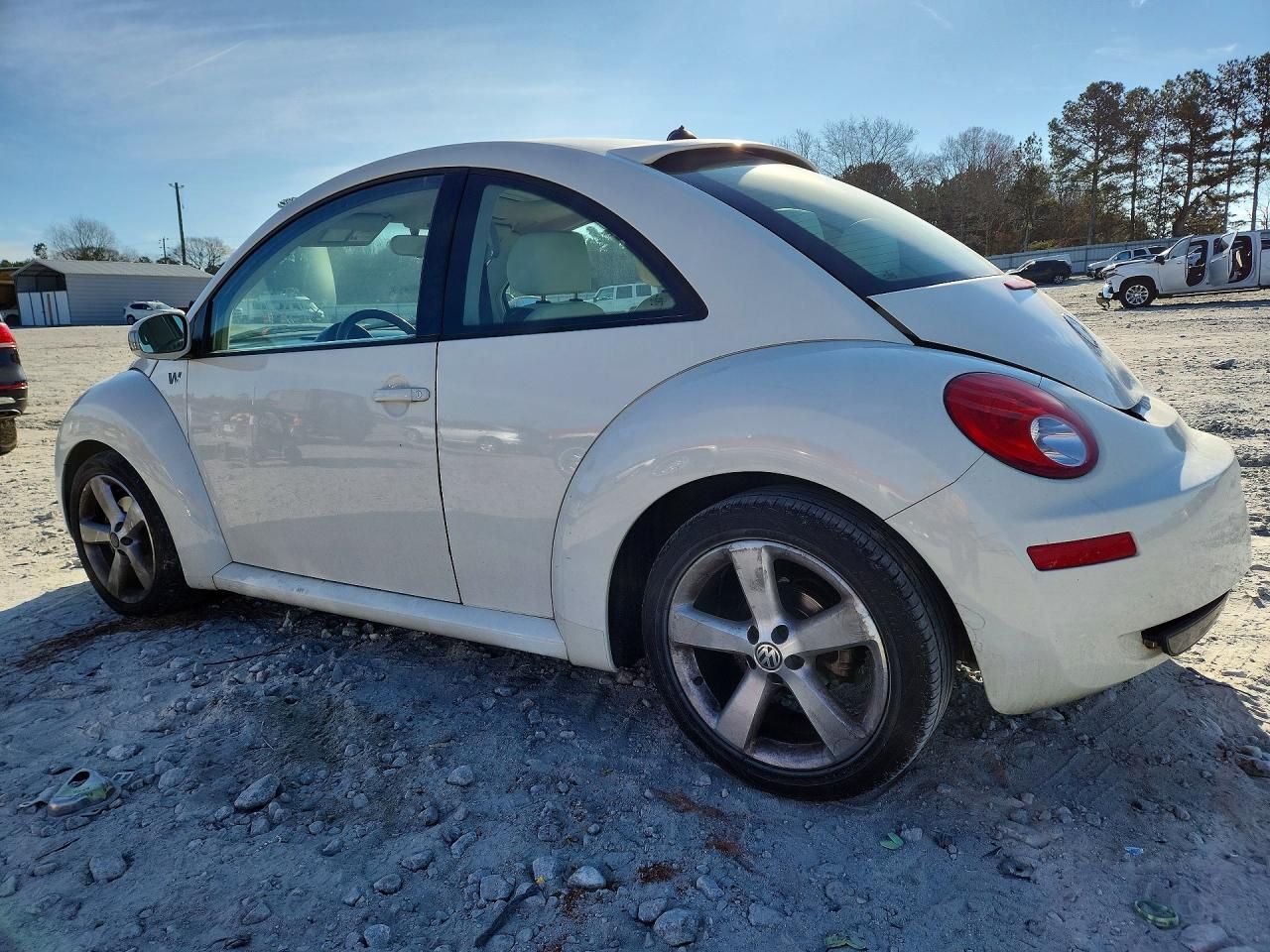 2008 Volkswagen New Beetle Triple White