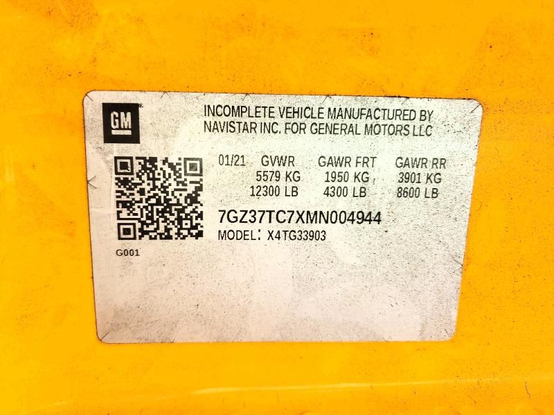 2021 GMC Savana Cut-box Truck