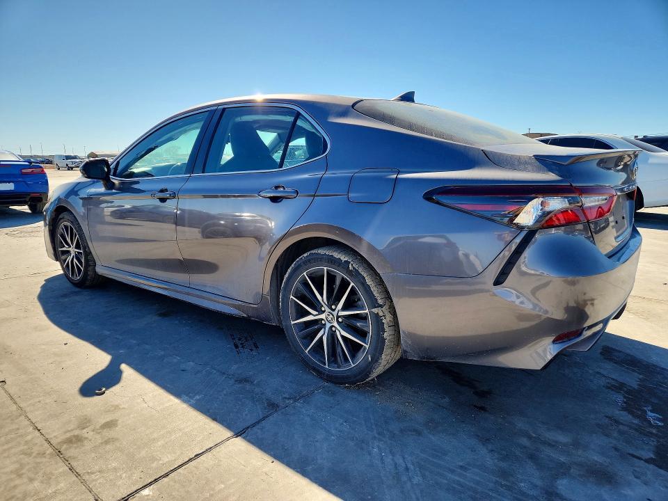 2023 Toyota Camry Hybrid