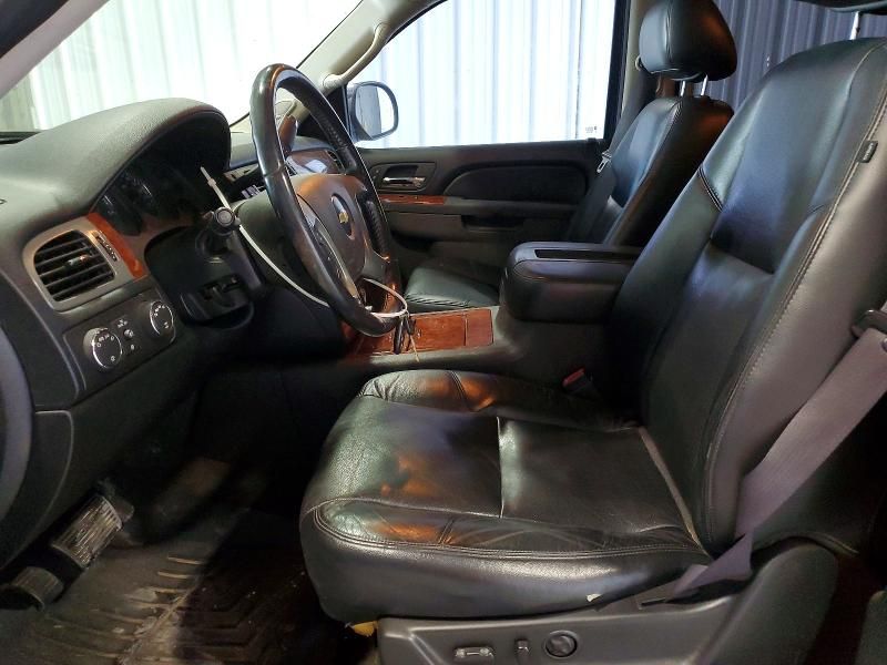 2011 Chevrolet Suburban K1500 ltz