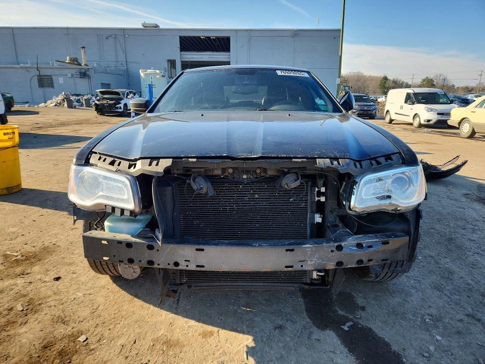 2013 Chrysler 300