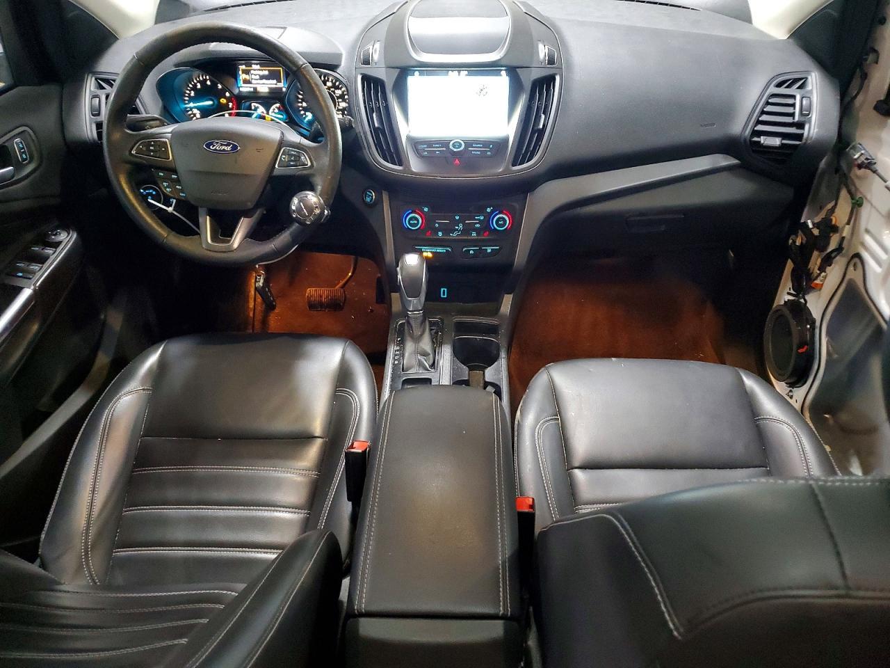 2019 Ford Escape sel