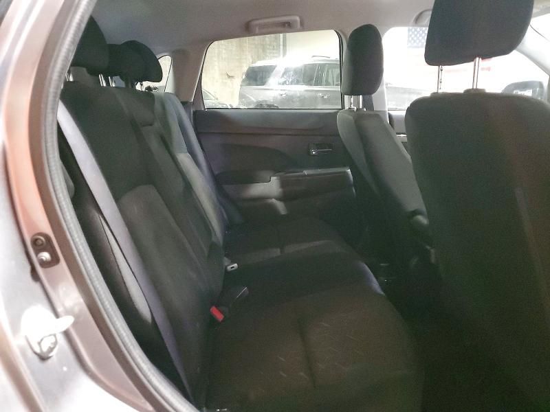 2020 Mitsubishi Outlander Sport es