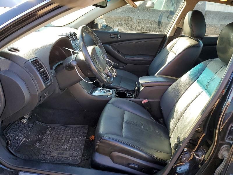 2010 Nissan Altima Base