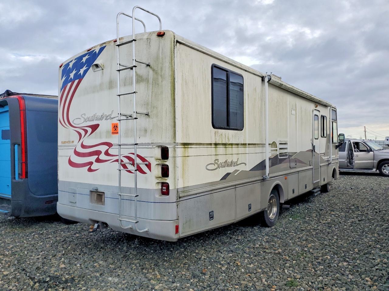 2000 Swnd 2000 Ford F550 Super Duty RV