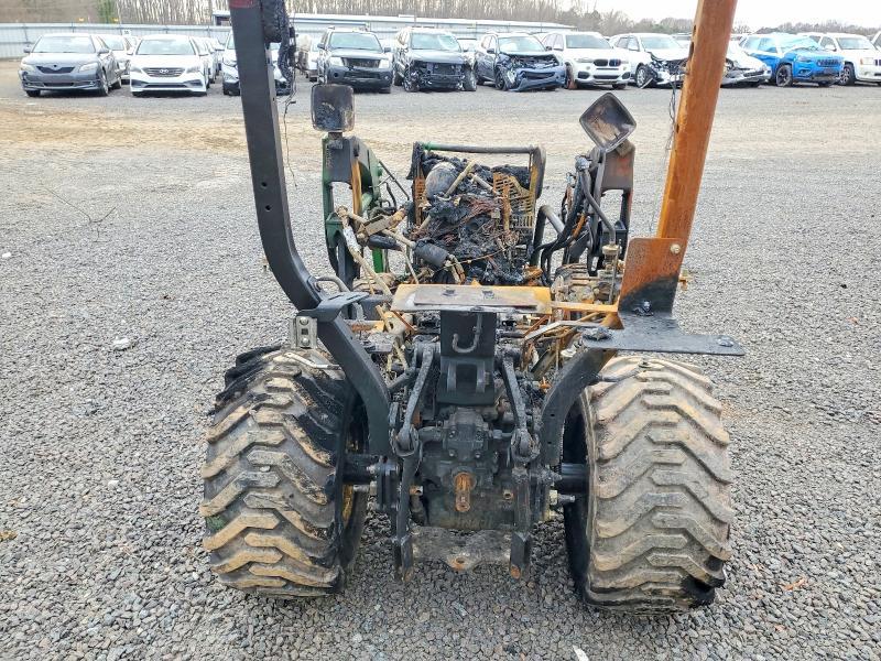 2023 John Deere 1023E Mfwd Lawn Tractor