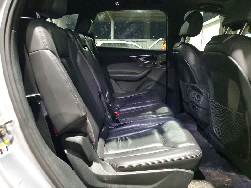 2017 Audi Q7 Premium Plus