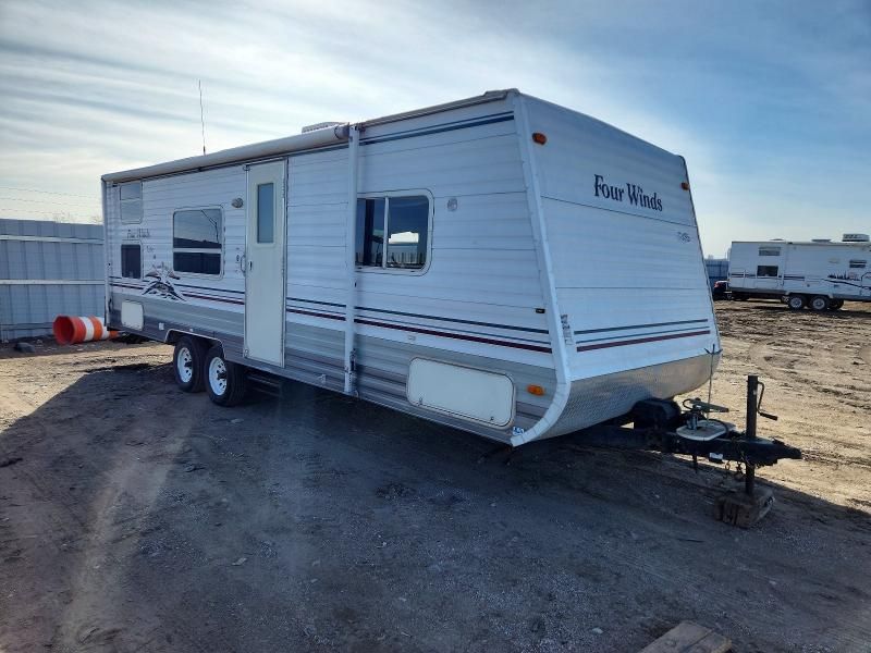 2005 Dutchmen Four Winds Camper