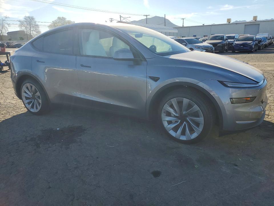 2026 Tesla Model y