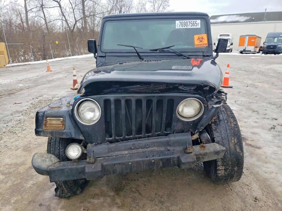 2002 Jeep Wrangler / tj Sahara