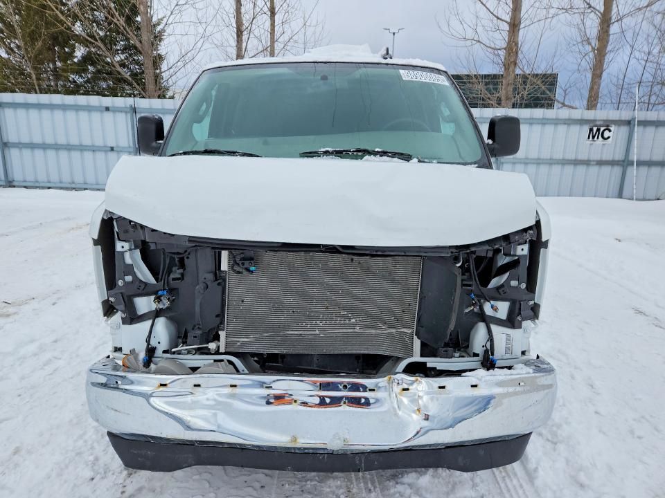 2024 Chevrolet Express G2500