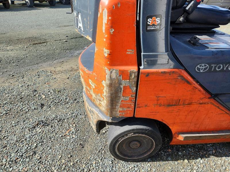 2014 Toyt Forklift-Forklift