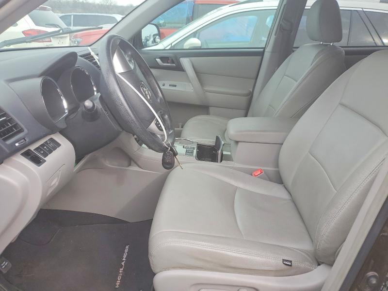 2013 Toyota Highlander Base