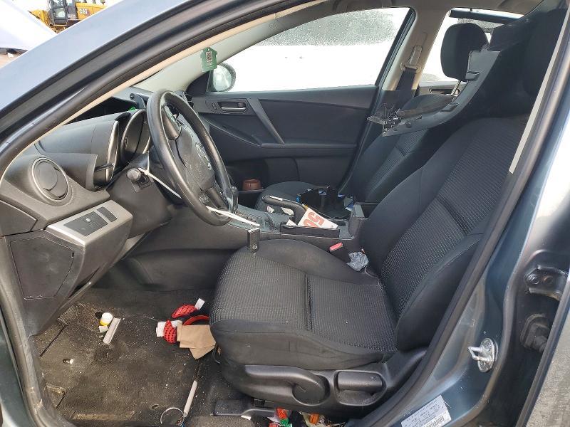 2013 Mazda 3 I