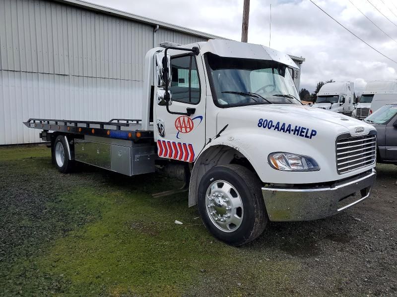 2022 Freigliner 2022 Freightliner  Business Class M2 Rollback Towt