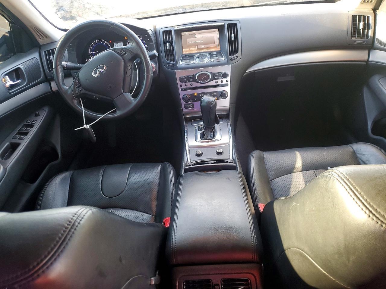 2015 Infiniti Q40