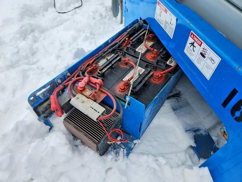 2016 Generac Lift-Scissor Lift