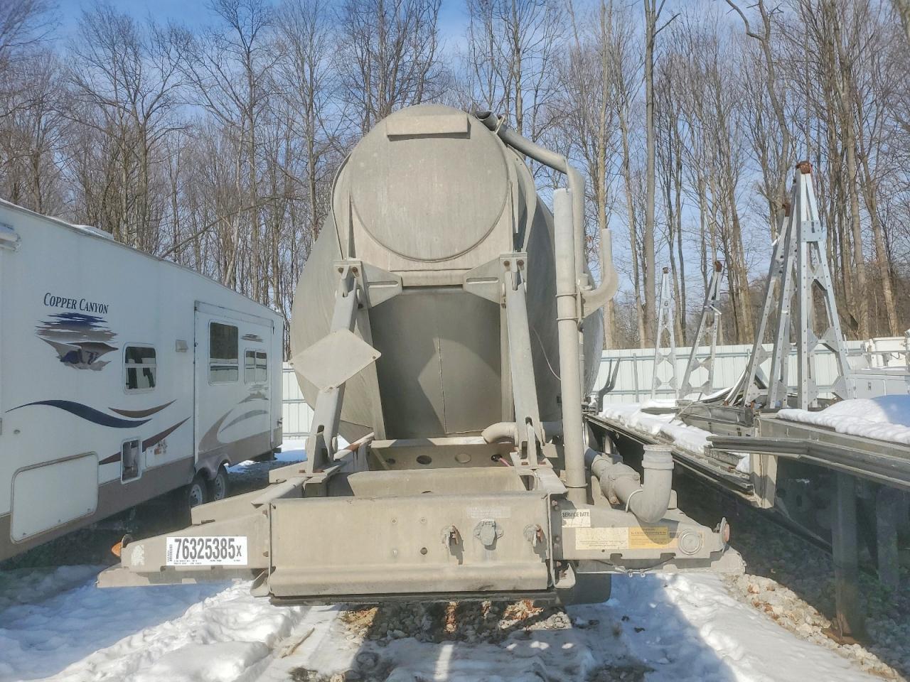 2008 Heil 2006 Heil Pneumatic DRY Bulk Trailer