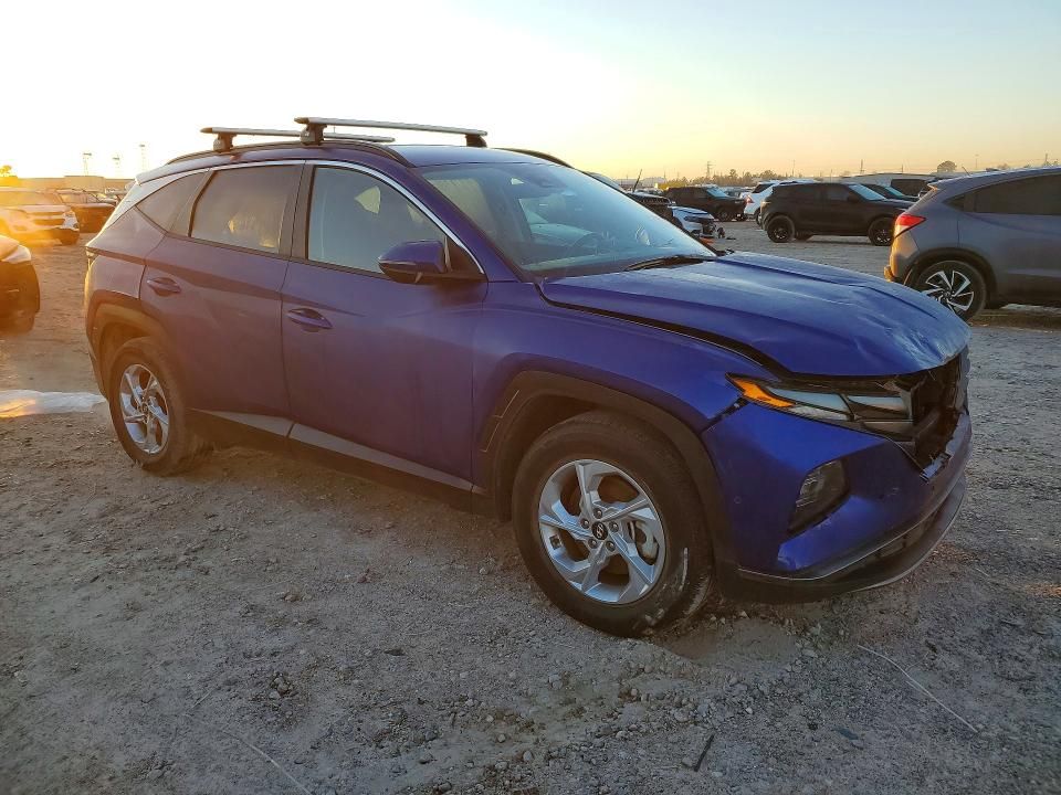 2022 Hyundai Tucson sel
