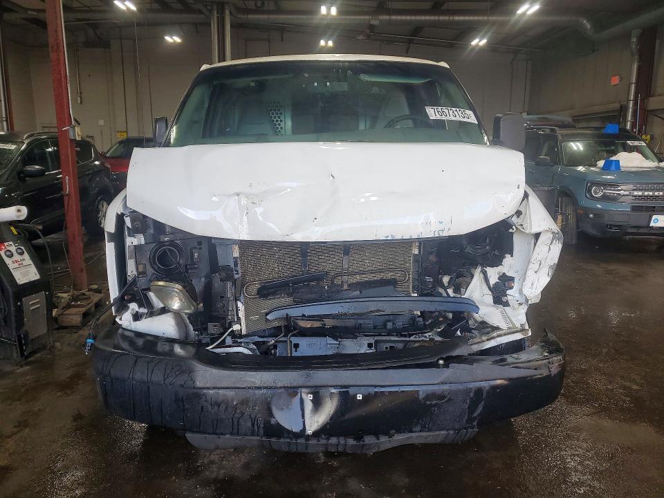 2016 GMC Savana G3500