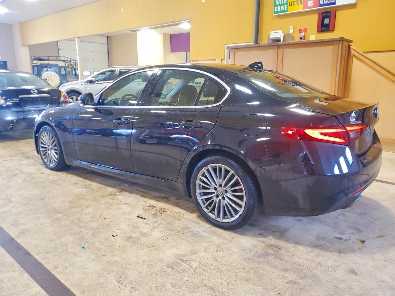 2018 Alfa Romeo Giulia ti Q4