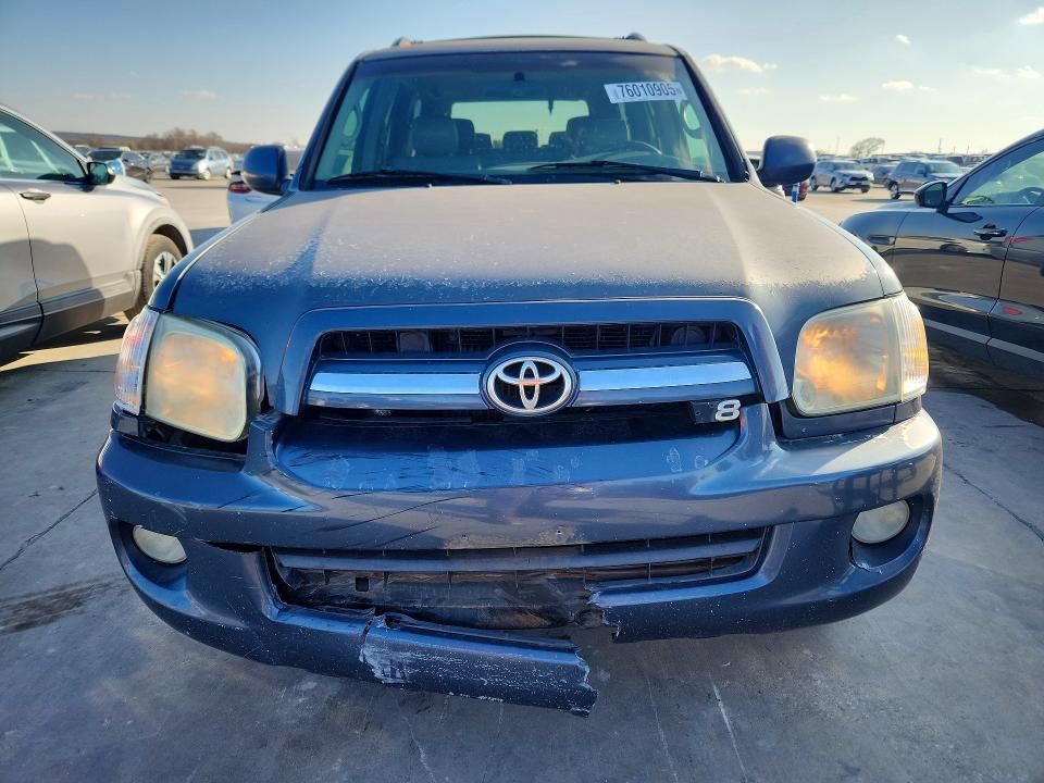 2005 Toyota Sequoia SR5