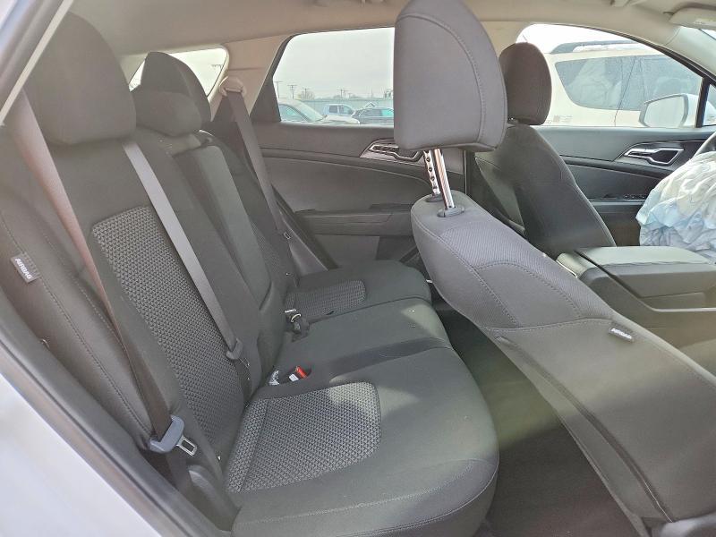 2026 KIA Sportage lx