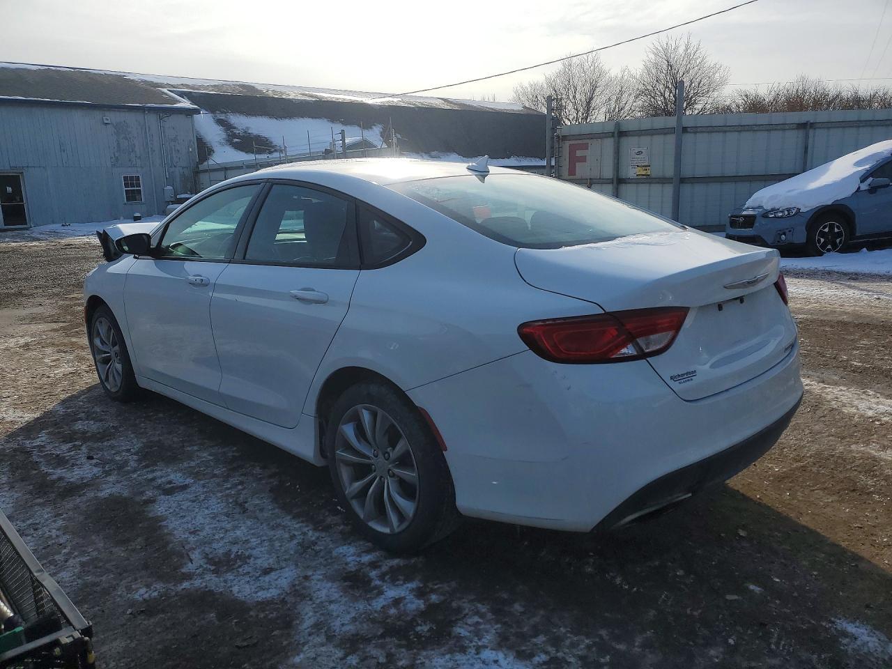 2015 Chrysler 200 s