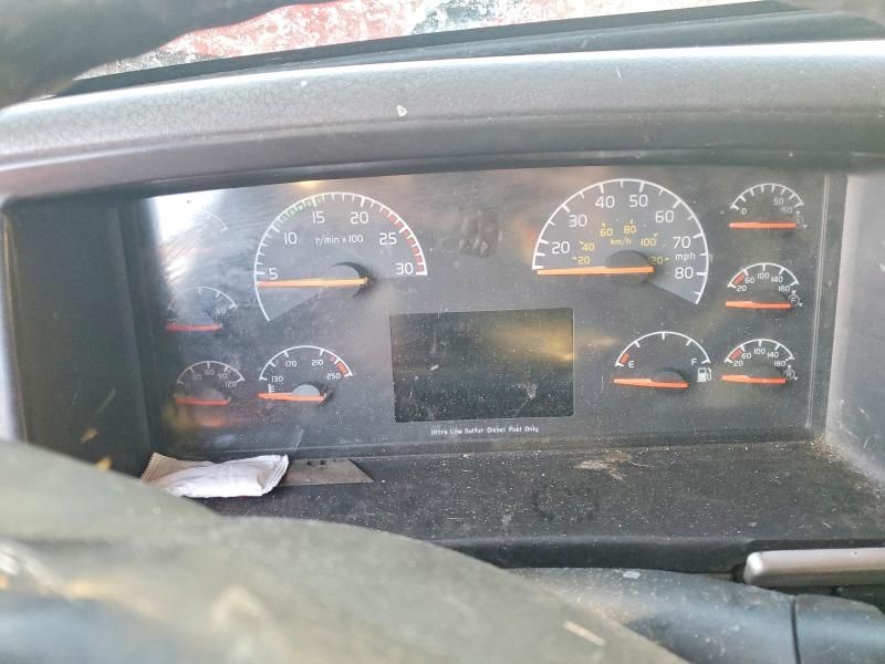 2010 Volvo Vnl Semi Truck