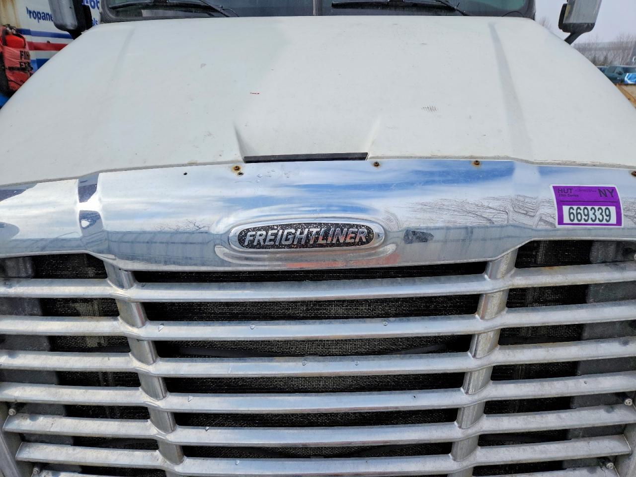 2016 Freightliner Cascadia 125