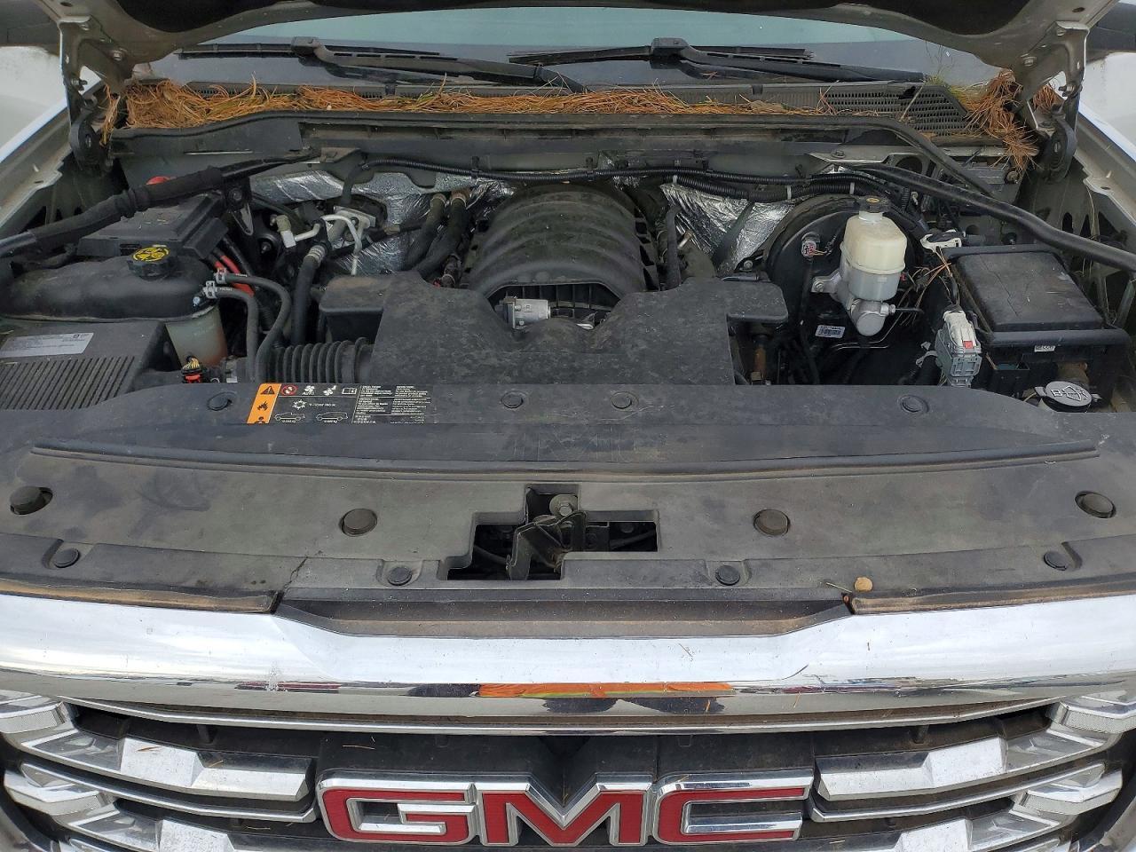 2018 GMC Sierra K1500 slt