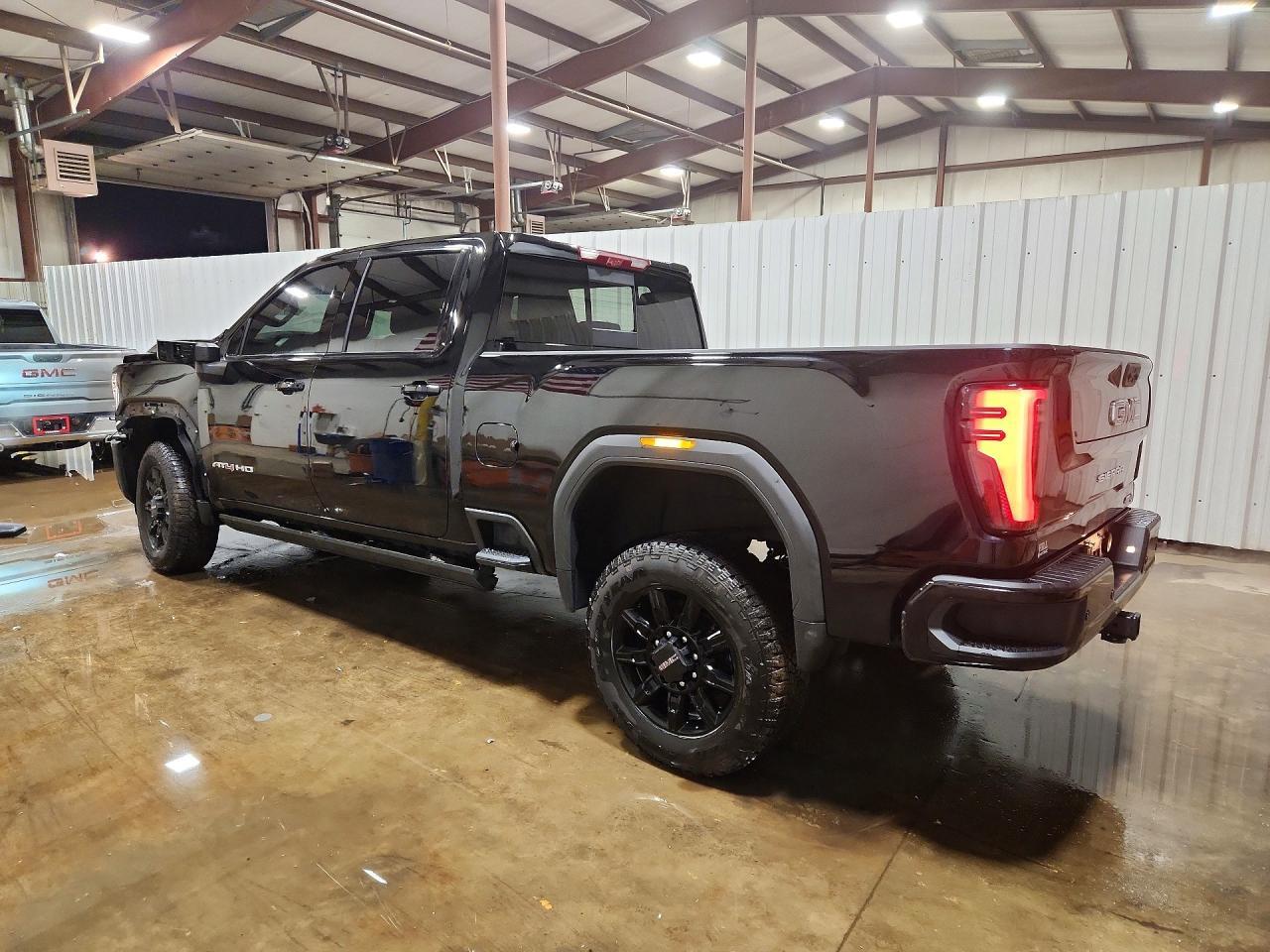 2026 GMC Sierra K2500 AT4