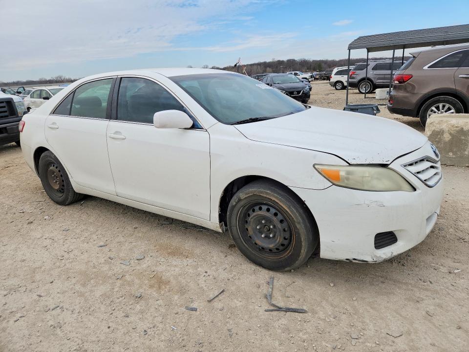 2010 Toyota Camry le