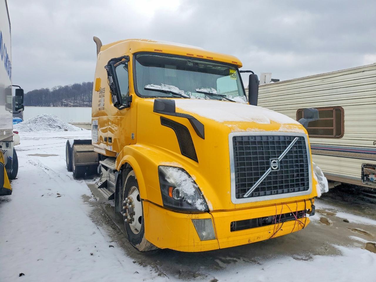 2017 Volvo VNL Semi Truck