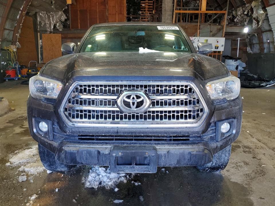 2016 Toyota Tacoma Double cab